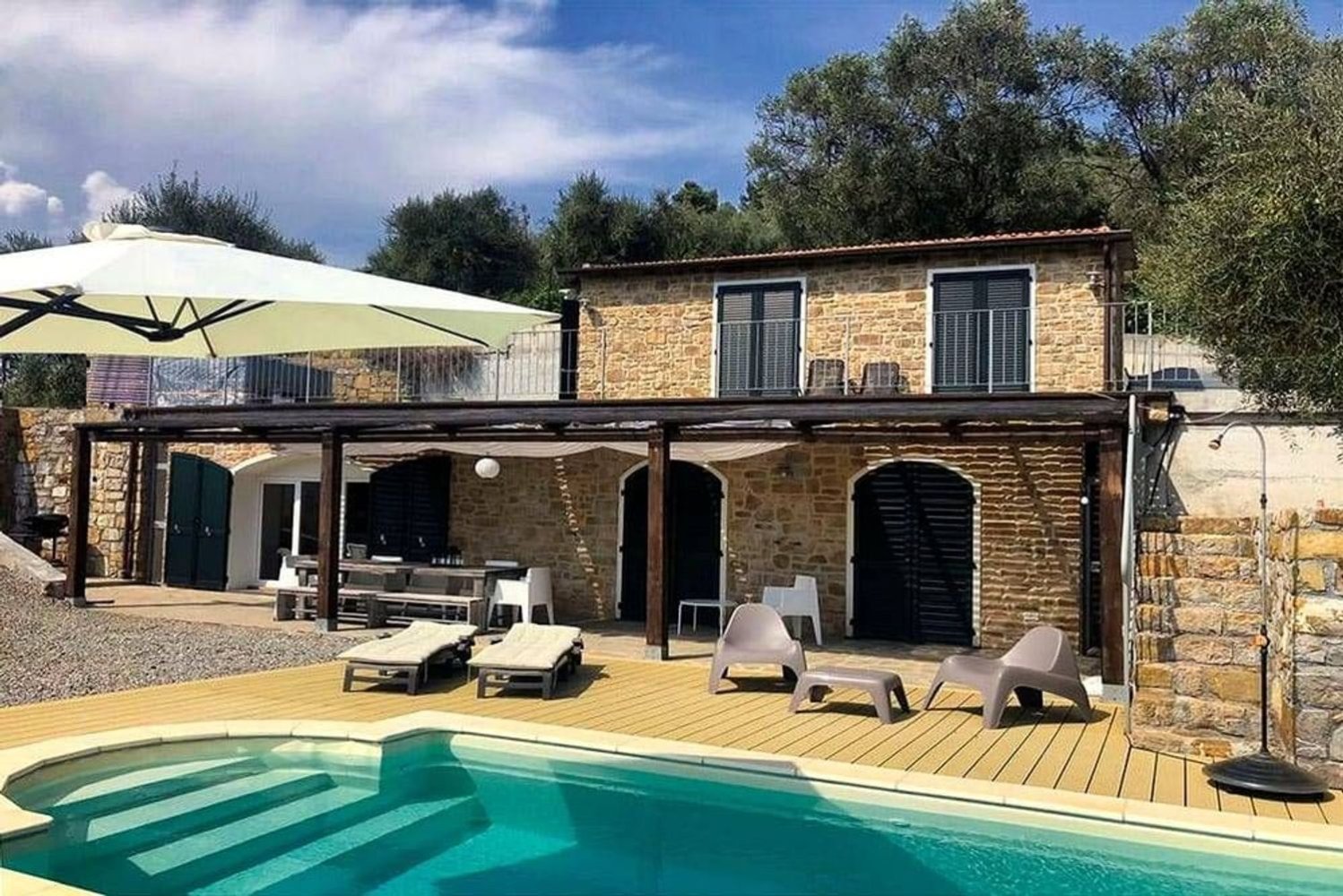 3 rooms Villa in Civezza, Italy No. 124591