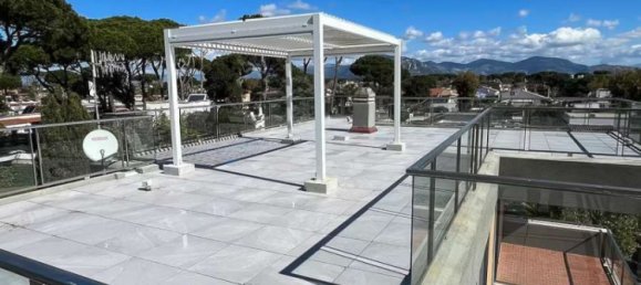 Villa de 4 dormitorios en Terracina, Italy No. 118523 14