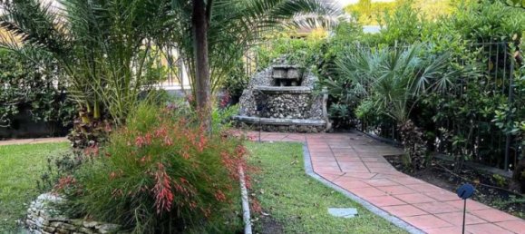 Villa de 4 dormitorios en Terracina, Italy No. 118523 8