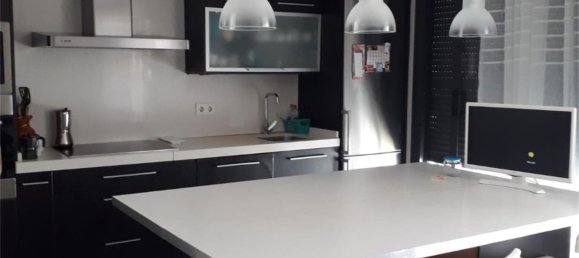 3 bedrooms Townhouse in Zaragoza, Spain No. 166060 4