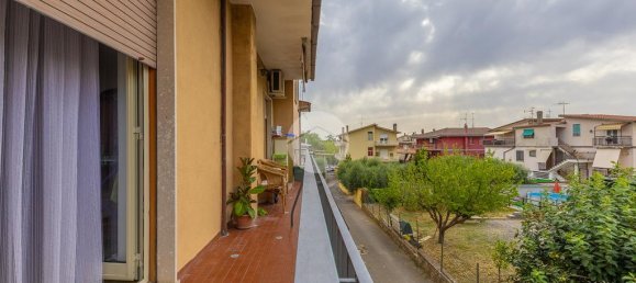 3 bedrooms Apartment in Rome, Italy No. 310111 17