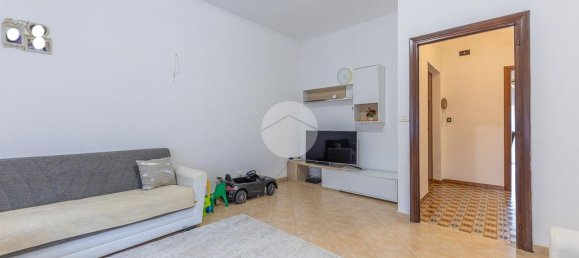 3 bedrooms Apartment in Rome, Italy No. 310111 5