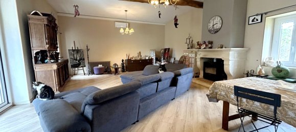 4 bedrooms House in Saint-Amand-Montrond, France No. 89150 2