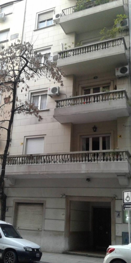 3 bedrooms Apartment in Buenos Aires, Argentina No. 72049