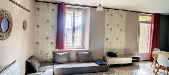 Apartamento de 15 dormitorios en Migennes, France No. 363994 11