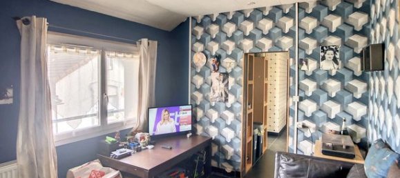 Apartamento de 15 dormitorios en Migennes, France No. 363994 8