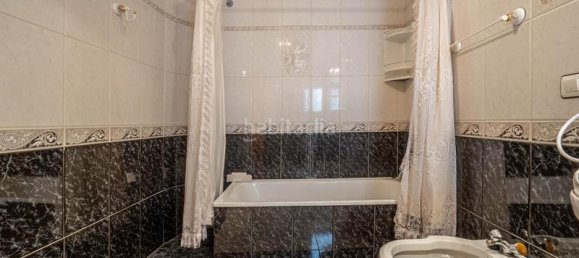 4 bedrooms Apartment in Granada, Spain No. 169734 11