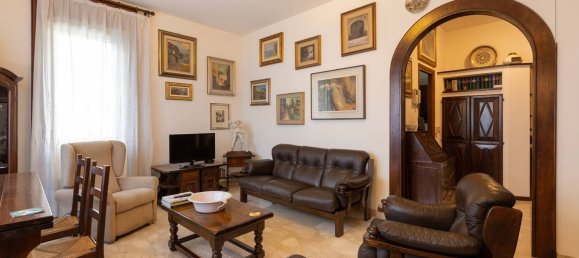 3 bedrooms Apartment in Milan, Italy No. 364914 4