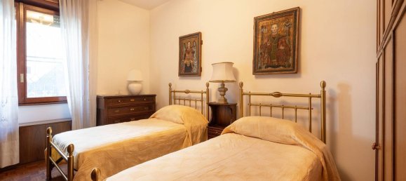 3 bedrooms Apartment in Milan, Italy No. 364914 15