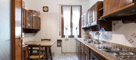 3 bedrooms Apartment in Milan, Italy No. 364914 8