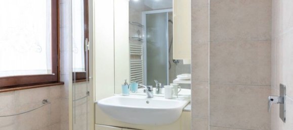 3 bedrooms Apartment in Milan, Italy No. 364914 24