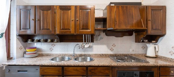 3 bedrooms Apartment in Milan, Italy No. 364914 10