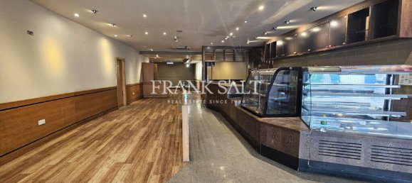 Кафе / ресторан 283м² в Бальцан, Мальта № 12449 4