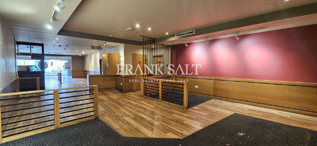 Кафе / ресторан 283м² в Бальцан, Мальта № 12449