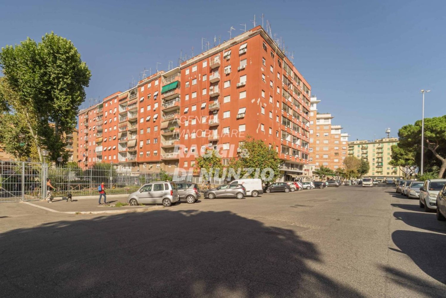 2 bedrooms Apartment in Rome, Italy No. 386307