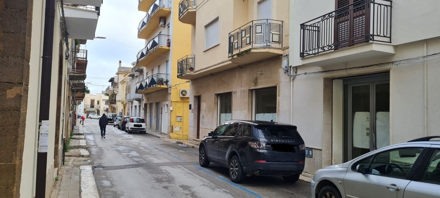 5 rooms Apartment in Castelvetrano, Italy No. 162643