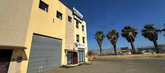 Escritório T5 em Sestu, Italy N.º 318992 2