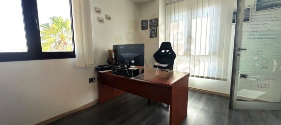 Escritório T5 em Sestu, Italy N.º 318992 14