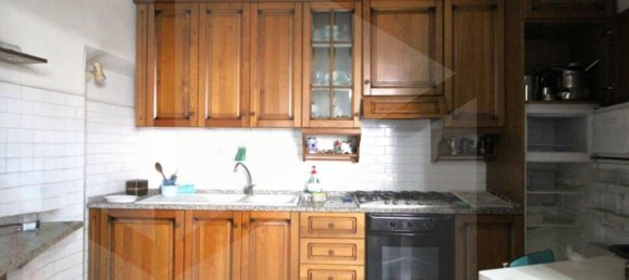 7 rooms Apartment in Pontedera, Italy No. 19253 35