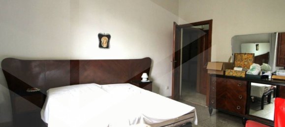 7 rooms Apartment in Pontedera, Italy No. 19253 20