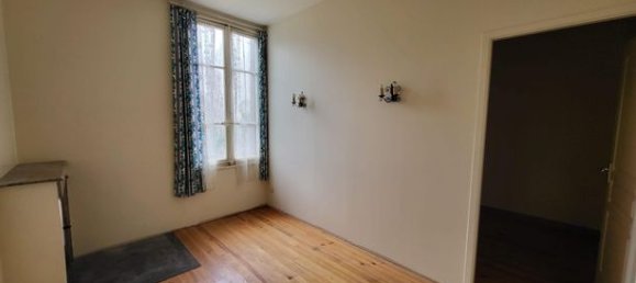 3 rooms Apartment in L'Horme, France No. 290630 2