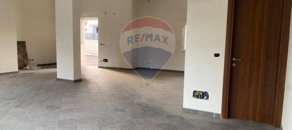 1 room Commercial property in Camporotondo Etneo, Italy No. 55181 32