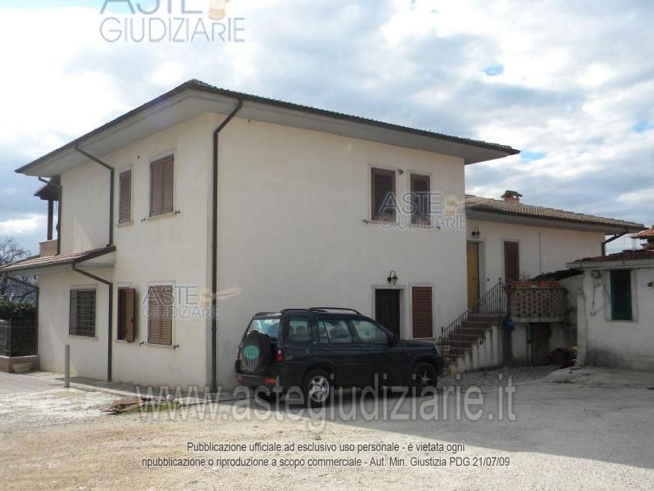 10 rooms House in Avezzano, Italy No. 231385