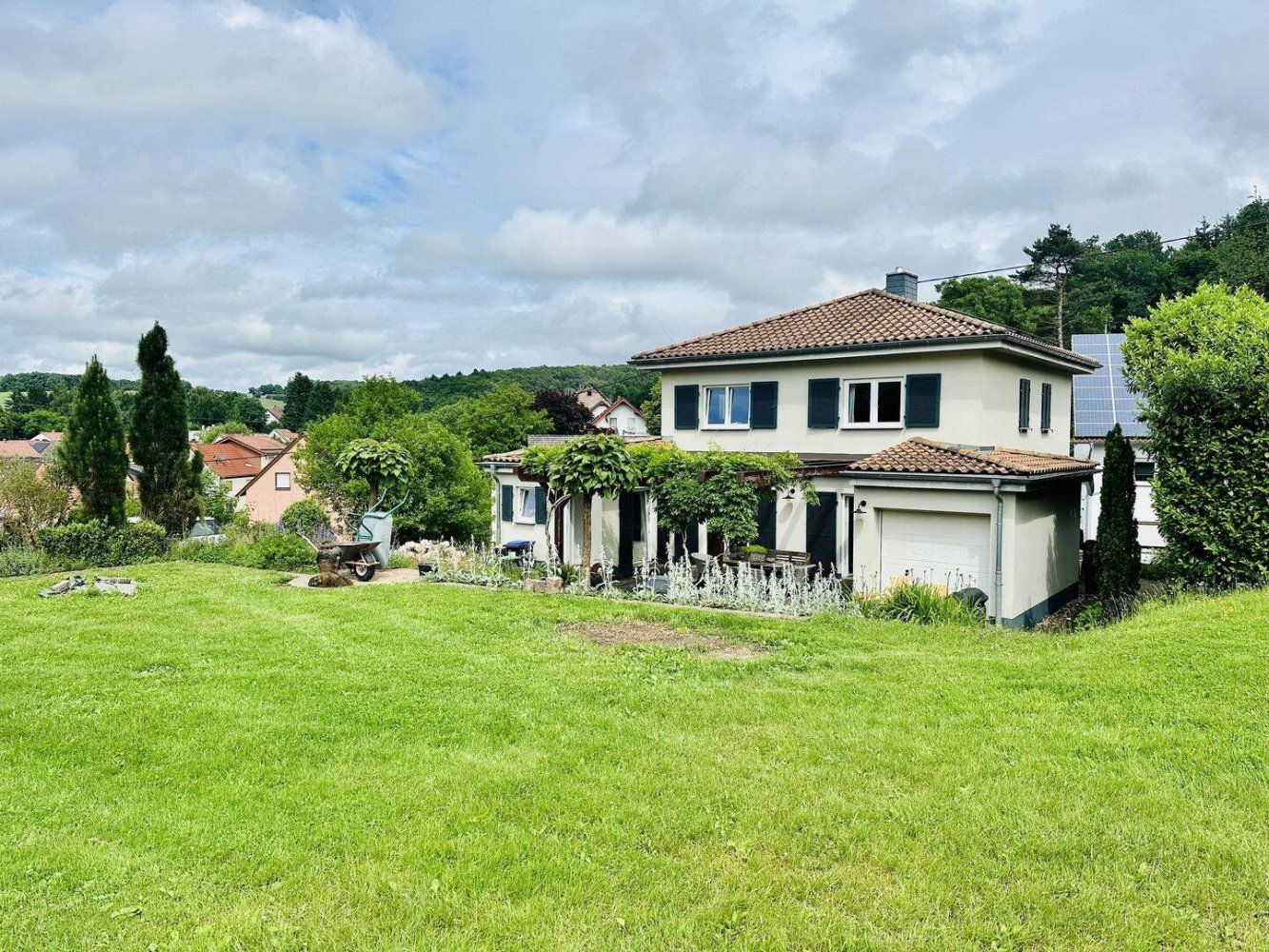 Дом с 6 комнатами в Санкт-Вендель, Германия № 268663