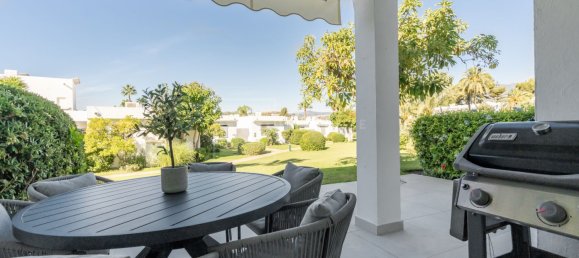 Apartamento de 3 dormitorios en Marbella, Spain No. 115291 6