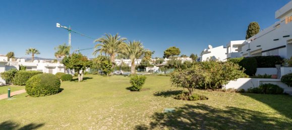 Apartamento de 3 dormitorios en Marbella, Spain No. 115291 8