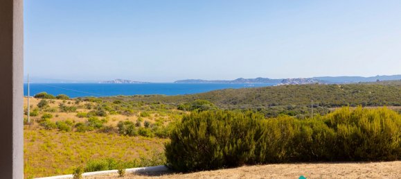 3 Schlafzimmer Haus in Aglientu, Italy, Nr. 340776 2