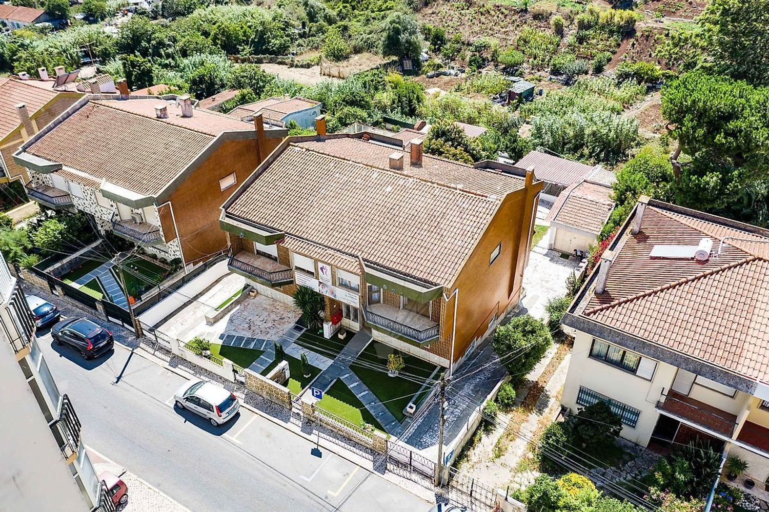 280m² Commercial property in Sintra, Portugal No. 50494