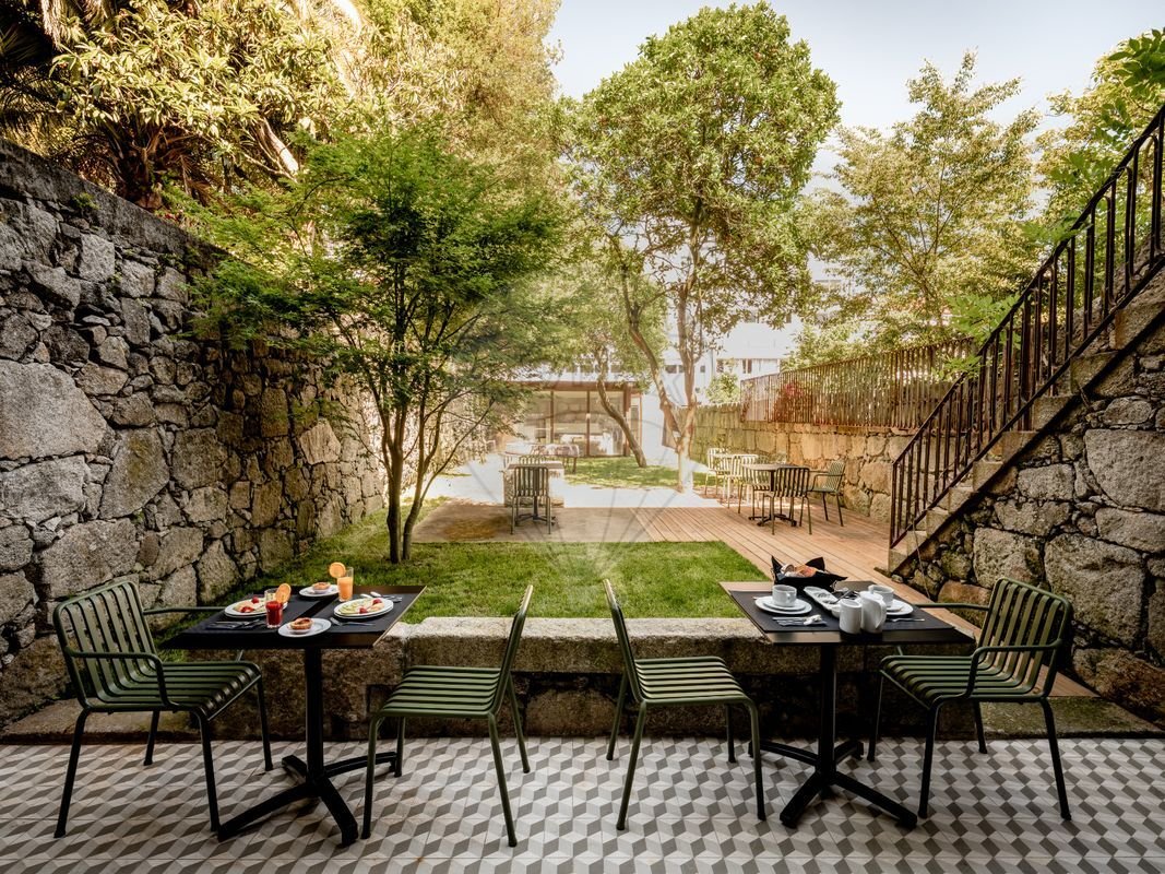 6 bedrooms House in Porto, Portugal No. 28375