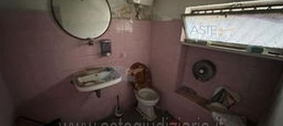 5 rooms Apartment in Rome, Italy No. 292284 32