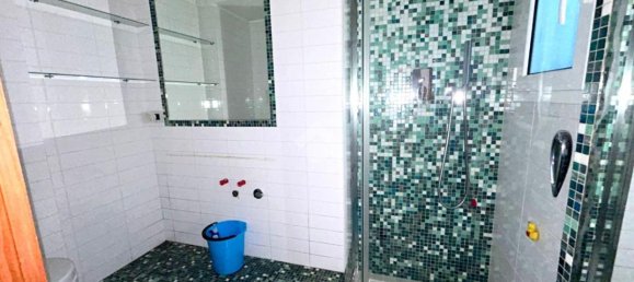 3 rooms Apartment in Genoa, Italy No. 164564 19