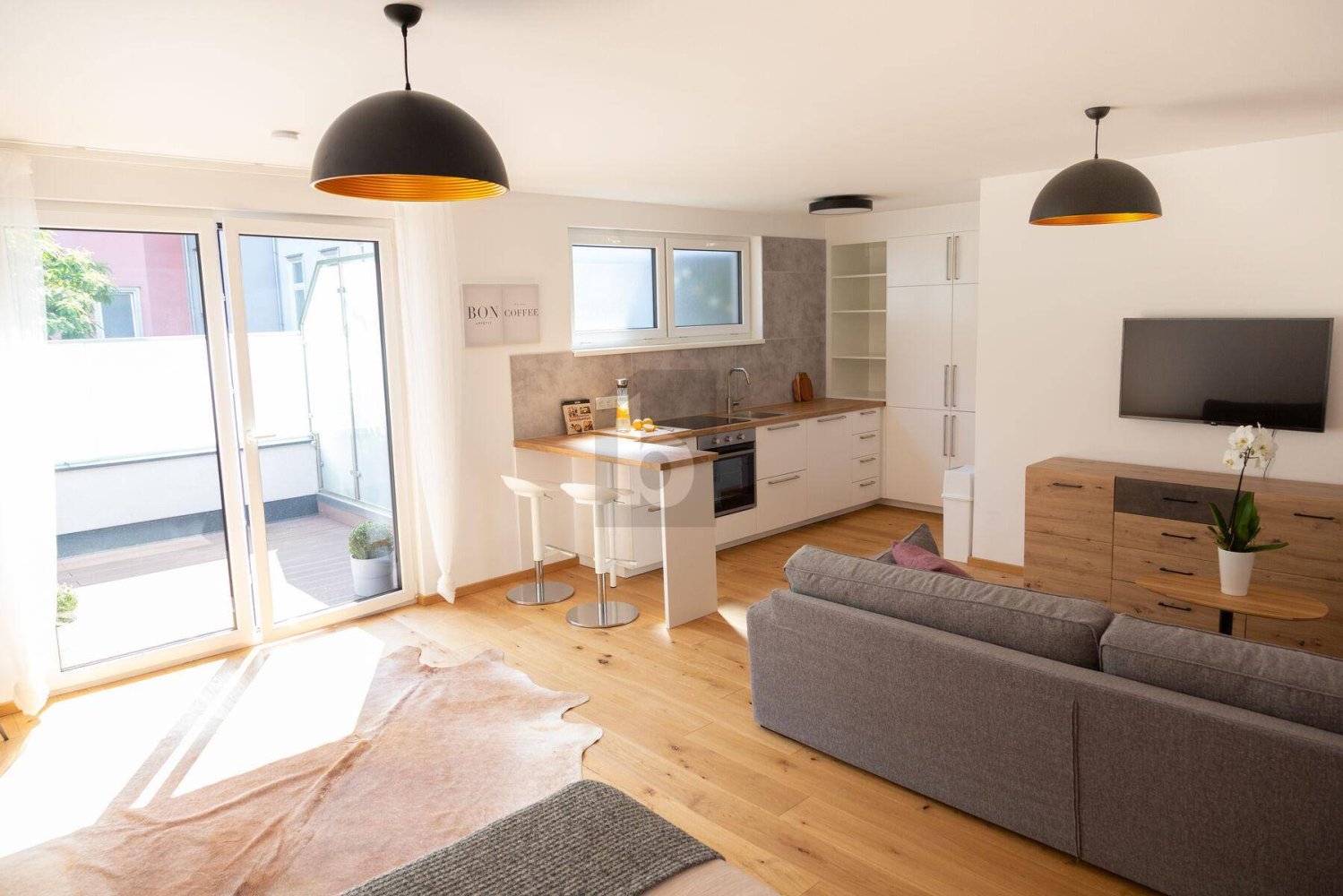 Estudio en Wahring, Austria No. 201433