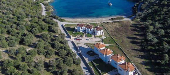 3 bedrooms Commercial property in Chalkidiki, Greece No. 8122 5