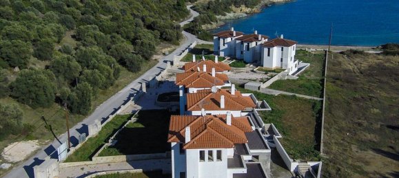 3 bedrooms Commercial property in Chalkidiki, Greece No. 8122 2