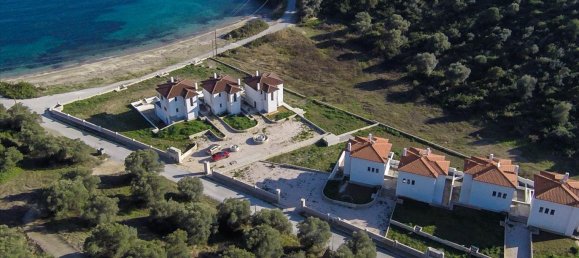 3 bedrooms Commercial property in Chalkidiki, Greece No. 8122 4