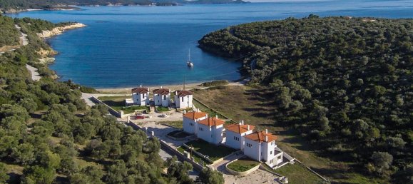 3 bedrooms Commercial property in Chalkidiki, Greece No. 8122 6