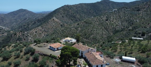 18 bedrooms House in Comares, Spain No. 58100 27