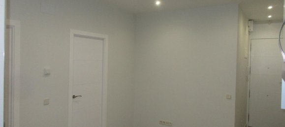 1 bedroom Apartment in Madrid, Spain No. 135679 12