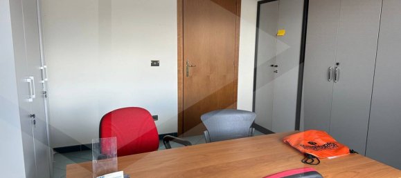 7-salle Bureau à Avezzano, Italy No. 25336 14
