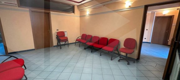 7-salle Bureau à Avezzano, Italy No. 25336 15