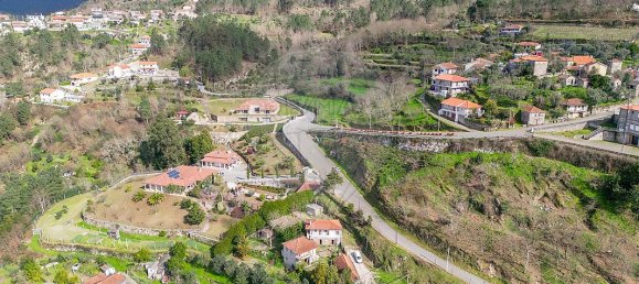 2 bedrooms House in Amarante, Portugal No. 18002 24