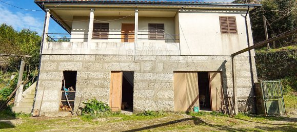 2 bedrooms House in Amarante, Portugal No. 18002 2