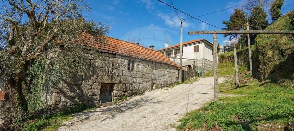 2 bedrooms House in Amarante, Portugal No. 18002 22