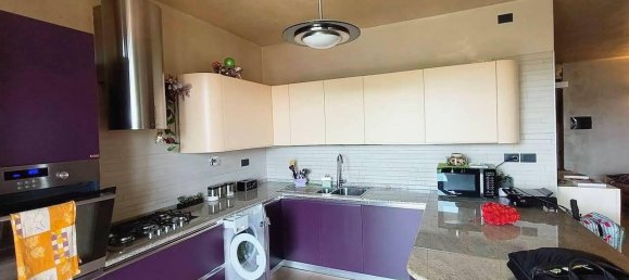 4-salle Appartement à Asti, Italy No. 36037 9