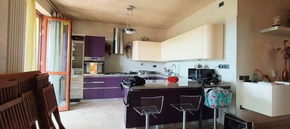 4-salle Appartement à Asti, Italy No. 36037 8