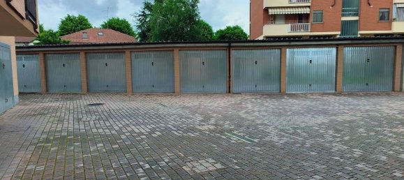 4-salle Appartement à Asti, Italy No. 36037 30